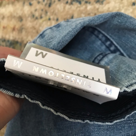 High rise pull-on flare jeans - Picture 10 of 13